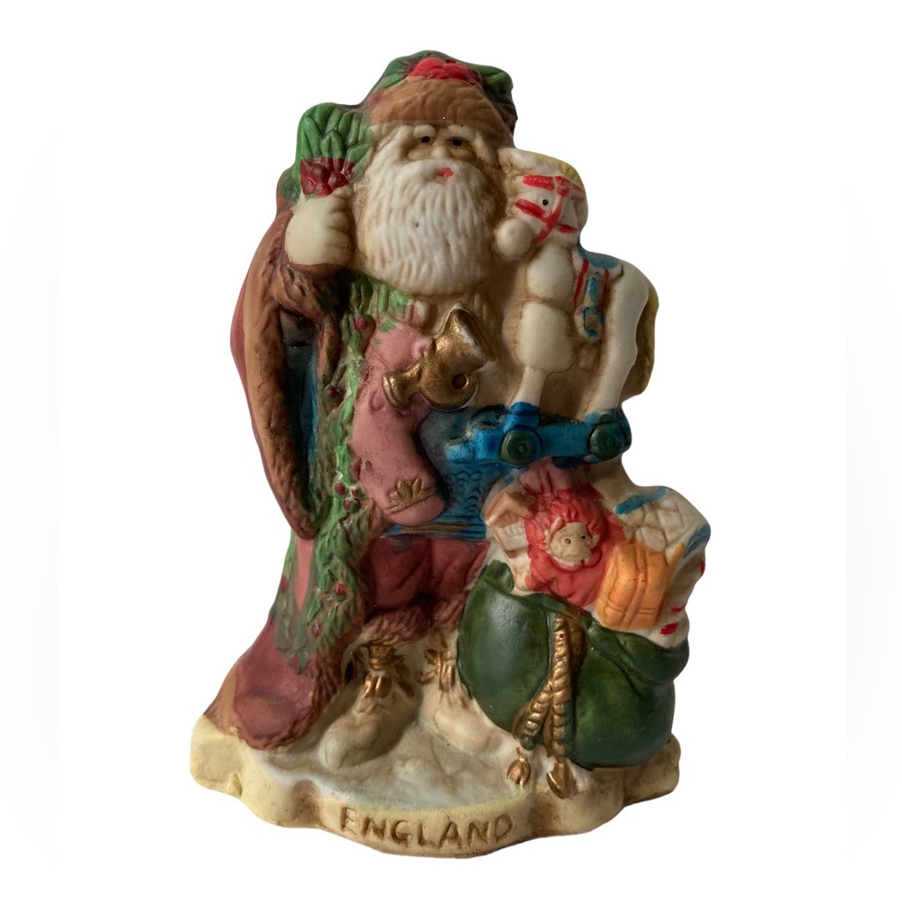 Santa's of the Nations England 8901 Hand Painted Porcelain RSVP 1991 - NO BOX